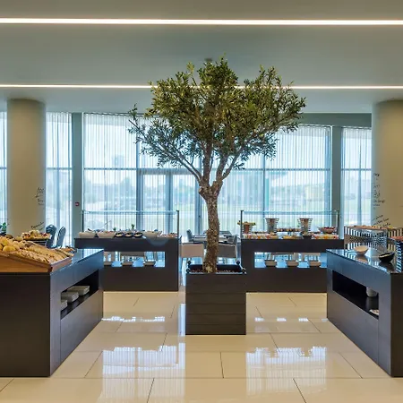 Melia Aeroporto 4* Лиссабон