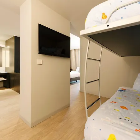 Отель Melia Aeroporto Лиссабон