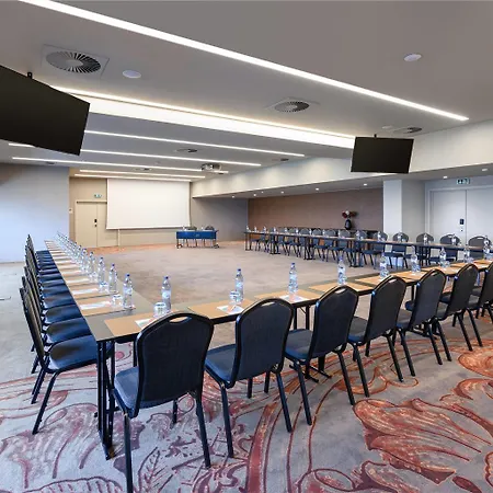 Melia Aeroporto 4*