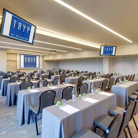 Meliá Aeroporto Hotel 4*