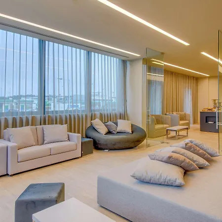 Meliá Aeroporto 4*