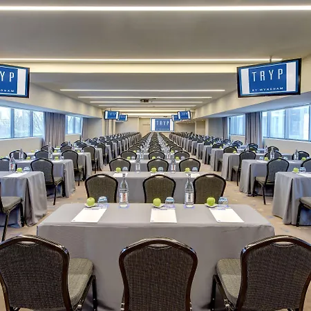 Melia Aeroporto Отель Лиссабон