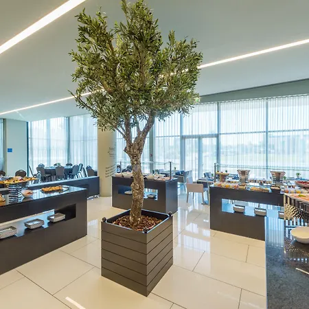 Szálloda Melia Aeroporto Lisboa