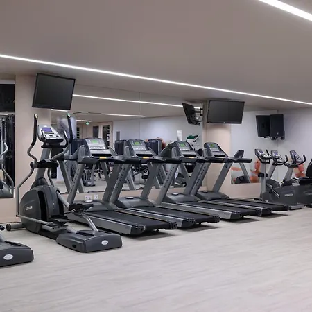 Melia Aeroporto Szálloda