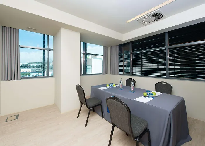 Melia Aeroporto Лиссабон