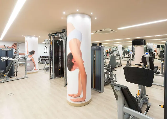 Отель Melia Aeroporto Лиссабон