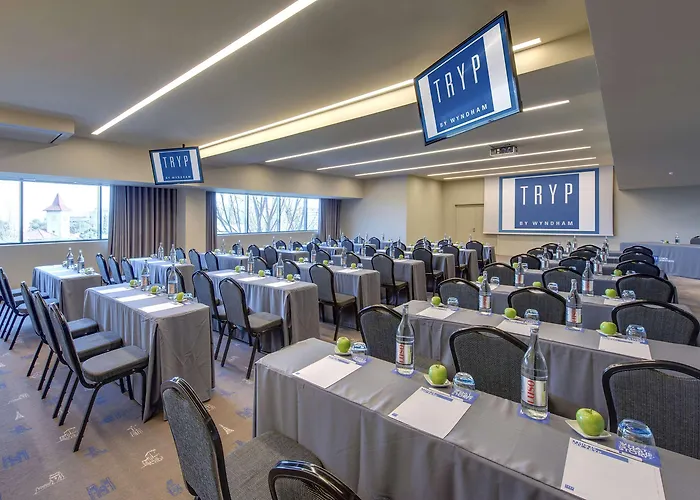 Melia Aeroporto Отель