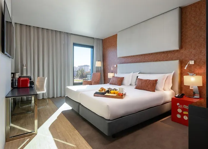 Meliá Aeroporto Hotel 4*