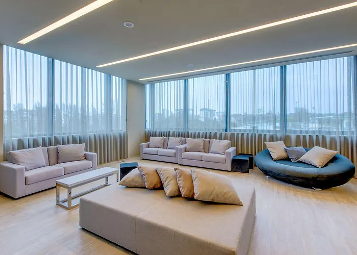 Hotel Meliá Aeroporto 4*