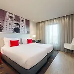 Meliá Aeroporto Hotel 4*
