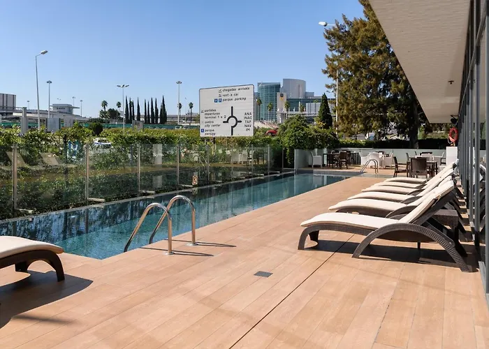 Melia Aeroporto 4* Lissabon