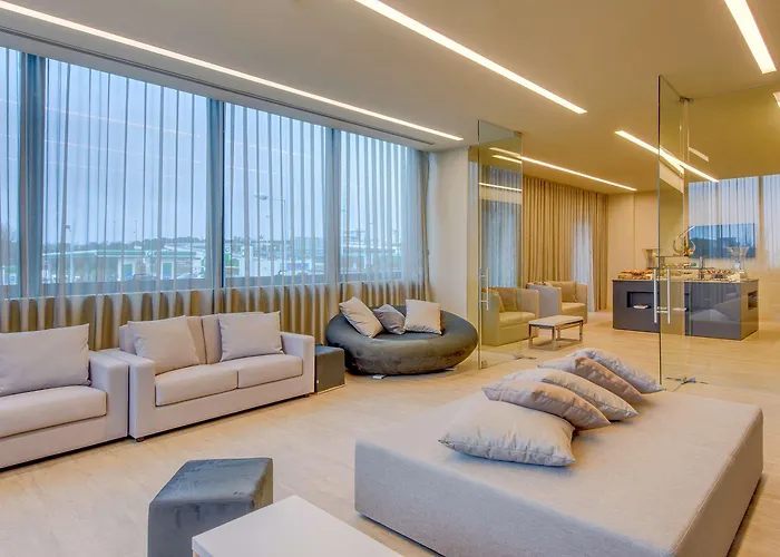 Melia Aeroporto 4*